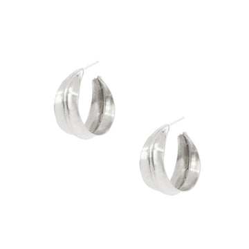 Ladha Jewelry – Silver Small Sahara Ridge Cuff Hoop Earrings