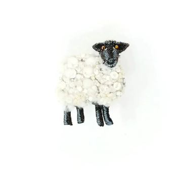 Trovelore - Sheep Brooch Pin