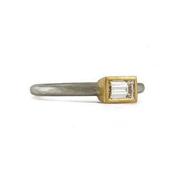 Annie Fensterstock - Baguette Solitaire - The Clay Pot - Annie Fensterstock - 22kgold, Diamond, engagementring, platinum, ring, Size 6.5