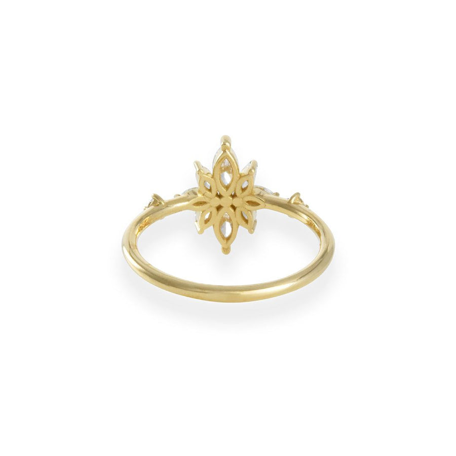 Artëmer - Diamond Flower Cluster Ring - The Clay Pot - Artemer Studio - 18k gold, diamond, engagementring, ring, Size 6