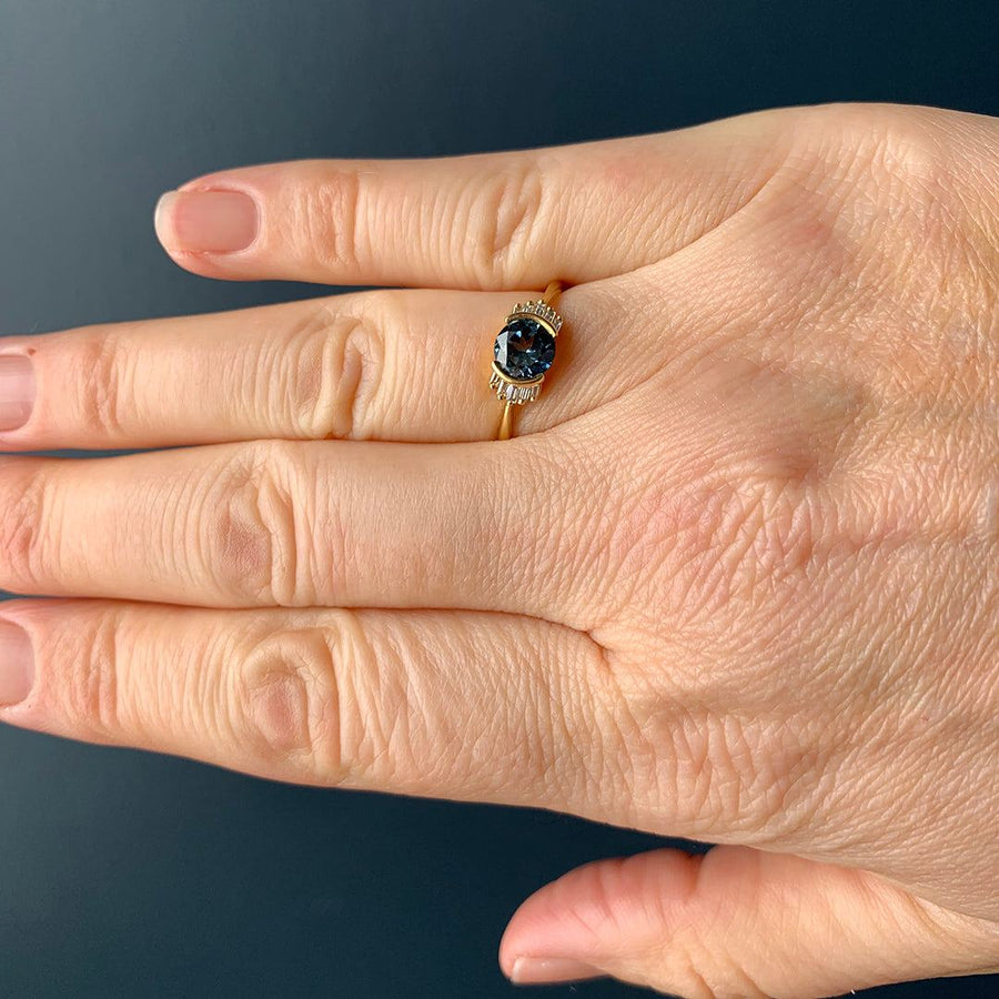 Artëmer- Teal Sapphire Engagement Ring - The Clay Pot - Artemer Studio - 18k gold, diamond, engagement ring, engagementring, ring, sapphire, Size 5.5